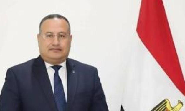 من هو الدكتور عبد العزيز قنصوة وزير التعليم العالى الجديد؟.. من عميد هندسة جامعة الإسكندرية لمحافظ الإسكندرية ثم رئيسا للجامعة.. حصل على جوائز لمشروعاته البحثية فى معالجة وتحلية المياه باستخدام تكنولوجيا النانو