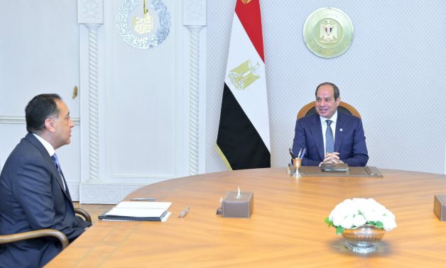 الرئيس السيسى يتشاور مع مدبولى لإجراء تعديل على تشكيل الحكومة