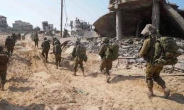 مخالب إسرائيل تٌطبق على الضفة الغربية.. تل أبيب توسع صلاحيات تسجيلها لأراضى الضفة كـ"أملاك دولة".. انتفاضة عربية ودولية ضد القرار.. السلطة الفلسطينية: انقلابًا على أوسلو.. ومصر تؤكد: يقوض إقامة دولة فلسطينية