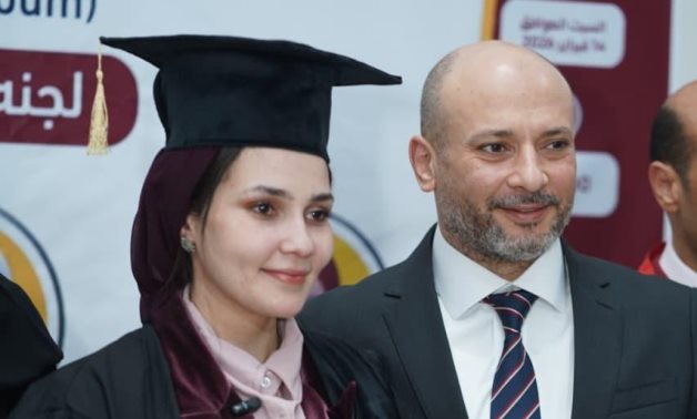 النائبة شيرين مصطفى تحصل على الماجستير بدراسة "تأثير جائحة كورونا على المجتمع".. صور