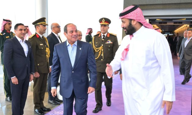 الرئيس السيسى وولى العهد السعودى يشددان على رفض أية محاولات لتهجير الشعب الفلسطيني خارج أرضه