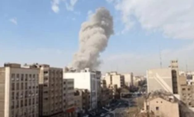 اغتيال المرشد الإيرانى يشعل النيران فى المنطقة..الحرس الثورى يتوعد: الانتقام قادم..16 مصابا بقطر فى هجمات صاروخية واستهداف مطار البحرين.. استهداف منطقة برج خليفة وتضرر برج العرب فى دبى.. و4إصابات بمطار دبى