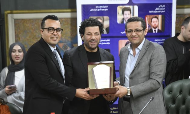 نقابة الصحفيين تكرم صناع صحاب الأرض.. محمد الشاذلى: المتحدة نصرت القضية الفلسطينية.. علا الشافعى: ردود الفعل كانت مفاجئة.. خالد البلشى: العمل نجح فى نقل حقيقى للأحداث.. وإياد نصار: الضحك وسط الحرب تمسك بالأمل