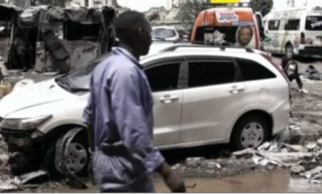 هشاشة القارة الأفريقية أمام أزمات المناخ.. فيضانات قاتلة تغرق كينيا.. مقتل ما لا يقل عن 23 شخصا بسبب الأمطار الغزيرة في نيروبي.. تضرر كبير في البنية التحتية.. الخطوط الجوية الكينية تحول مسار الرحلات إلى مومباسا