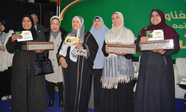 بالصور.. نواب وشخصيات عامة ورياضيون يشاركون في ختام فعاليات رمضان بسمنود