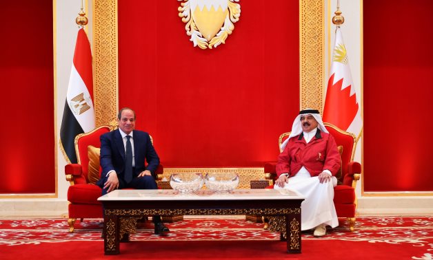 التنسيق العربى فى مواجهة التحديات.. رؤساء أحزاب: تحركات مصرية بقيادة الرئيس السيسى تعزز الأمن القومى وتدعم استقرار الخليج وتؤكد وحدة الصف العربى كخيار استراتيجى لمواجهة التهديدات الإقليمية المتصاعدة