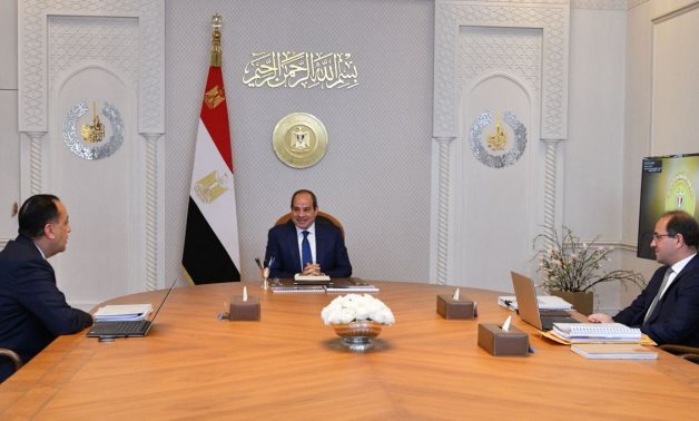 الرئيس السيسى يستعرض أولويات محددات السياسة المالية لموازنة 2026/2027