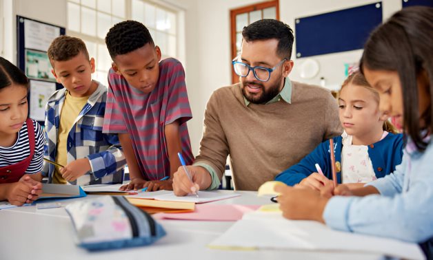 تفاصيل شروط الترقية لوظيفة كبير معلمين.. تعرف عليها