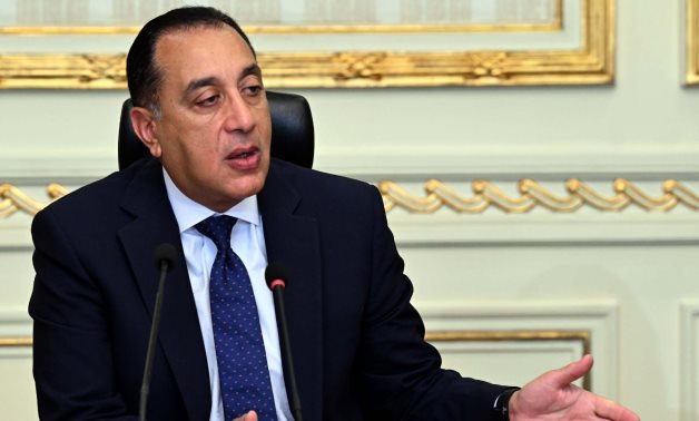 بدء توافد رؤساء الهيئات البرلمانية للأحزاب لمقر مجلس الوزراء