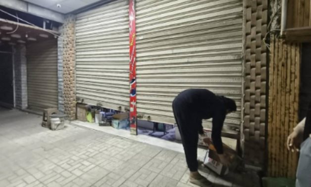 قراءة قانونية في قرار رئيس الوزراء بشأن مواعيد غلق المحال العامة.. بين الثغرة المزعومة وعدم دقة المعلومة.. هل القرار اقتصر على تحديد مواعيد الغلق دون أن يتعرض لمواعيد الفتح؟.. القرار صحيح ولا وجود لفراغ تشريعى