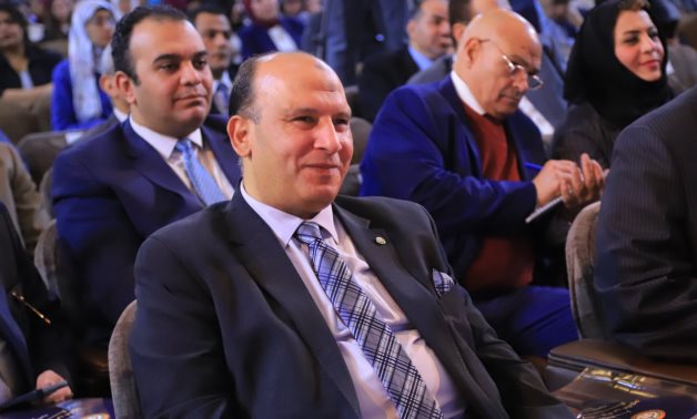 الأحد.. استعراض قوانين الإيجارات وتكرم اسم النقيب الراحل رجائي عطية بـ «القانون والحياة»