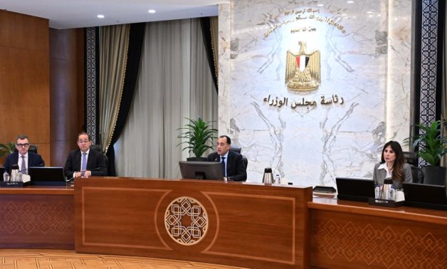 رئيس الوزراء يتابع الموقف التنفيذي لمشروعات المرحلة الأولى من "حياة كريمة"