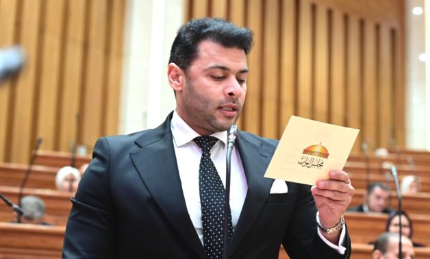 النائب أحمد حلمى يثير الجدل: «النفقة وحدها لا تحقق العدل فى قانون الأحوال الشخصية»