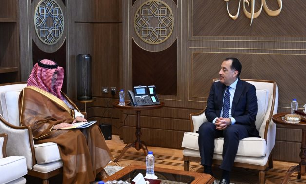رئيس الوزراء يستقبل سفير خادم الحرمين الشريفين لدى مصر لبحث تعزيز التعاون المشترك