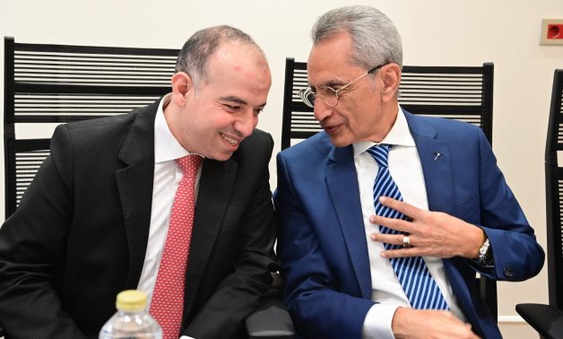 اجتماع لجنة القوى العاملة 