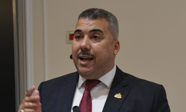 "الشيخ" يحصل على موافقة لتوفير 20 محولات وتجديد 5000 عمود بمركز السلام بسوهاج 