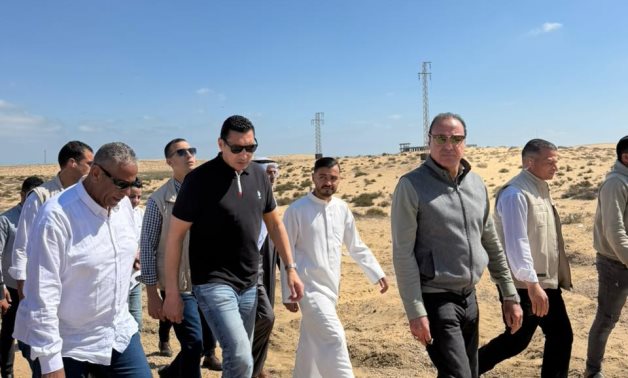 النائب سعيد العماري يطالب بتطوير مركز شباب وإنشاء نادٍ رياضي خلال زيارة وزير الشباب لسيناء