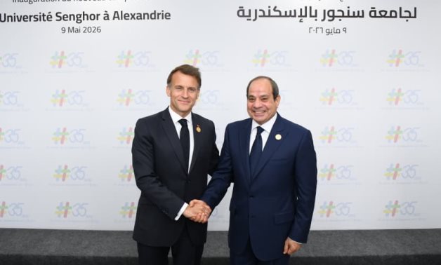 الرئيس السيسى يؤكد لماكرون موقف مصر الثابت الداعم لأمن واستقرار الدول العربية الشقيقة