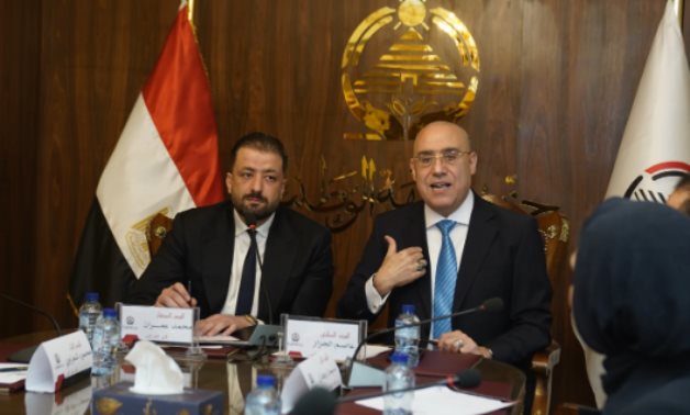 حزب الجبهة الوطنية يضع آليات جديدة لتعزيز الأداء التشريعي لنوابه بـ"الشيوخ"