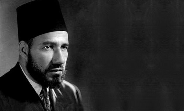 حسن البنا مارس العنف وادعى السلمية.. باحث يرصد تناقضات مؤسس الإخوان ويكشف ازدواجية خطابه.. ويؤكد: المرشد الأول سلك مسار العنف ثم زعم التمسك بالسلمية وطرح أفكارًا متناقضة أسهمت في انقسامات الجماعة وارتباكها