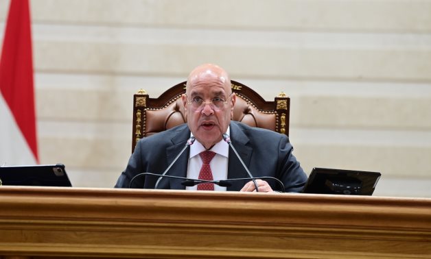 أين "الأثر" على حياة المواطن؟.. نواب يهاجمون موازنة 2026/2027 تحت القبة ويحذرون من "انفجار" أزمة الديون وتراجع الخدمات.. الغول: "المواطن لا تعنيه الأرقام".. وهريدي: فوائد وأقساط القروض تلتهم 128% من الإيرادات