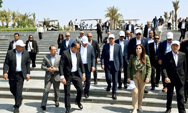 مدبولي: مشروع "حدائق تلال الفسطاط"يجسد رؤية الدولة المصرية في إعادة إحياء المناطق ذات القيمة التاريخية والثقافية 