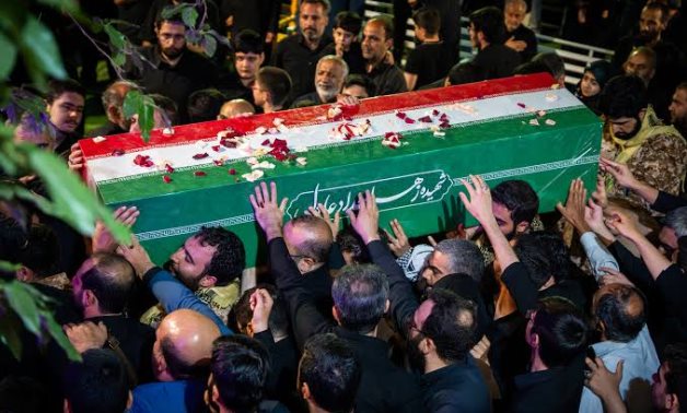 وزير الدفاع الإسرائيلي يهدد قادة إيران بمصير المرشد السابق "على خامنئي"