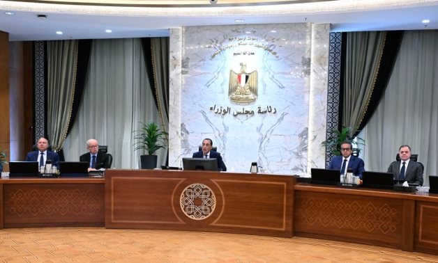 رئيس الوزراء: كل التحية والتقدير لفخامة الرئيس على رؤيته في تحديث عناصر الدولة المصرية