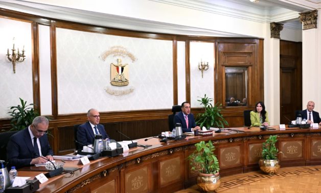 رئيس الوزراء يتابع عدداً من ملفات العمل المشتركة بين وزارتي الري والإسكان 