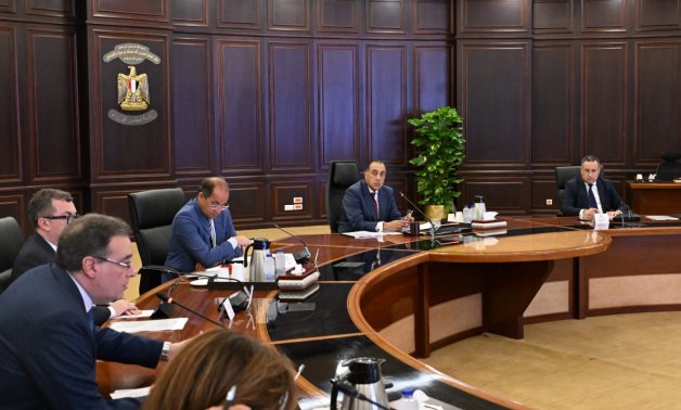 رئيس الوزراء يتابع الخطوات التنفيذية للتعيين حديثاً واختيار الوظائف القيادية