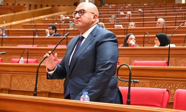 النائب أحمد الشناوي يطالب بسرعة إصدار قانون اتحاد المطورين العقاريين و يصنع الفرص للمطورين الجادين
