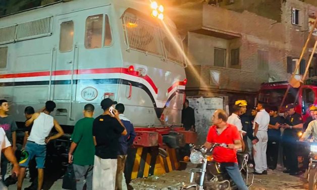 النائب أحمد العجوز : وزارة النقل تعتمد تطوير 4 مزلقانات بإمبابة والمنيرة الغربية