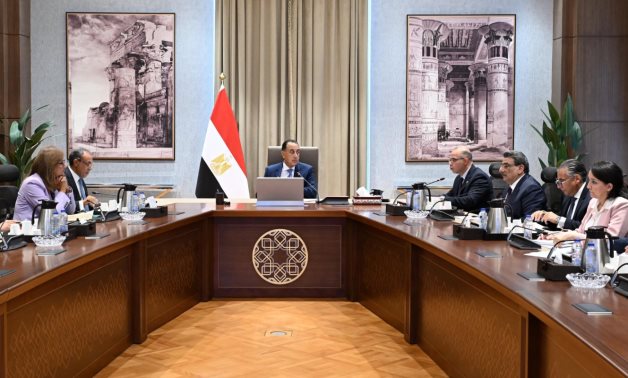 رئيس الوزراء يستعرض الترتيبات النهائية لزيارة الرئيس الصيني لمصر