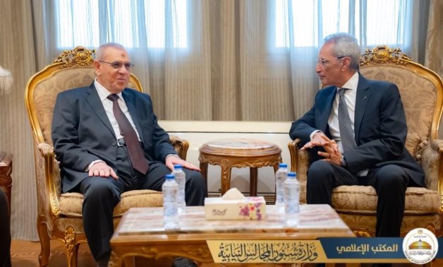 وزير شئون المجالس النيابية يستقبل رئيس مجلس القضاء الأعلى.. ويثمن دور القضاة في حماية الحقوق والحريات 
