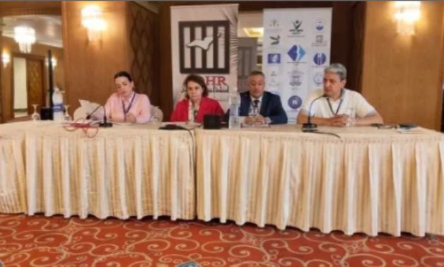رئيس العربية لحقوق الإنسان يستعرض مسارات العمل خلال دورة 2022-2026