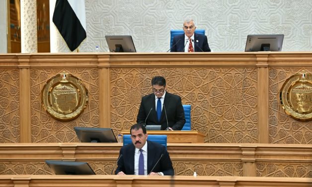 "الشيوخ" يبدأ مرحلة برلمانية جديدة.. رئيس المجلس في افتتاح دور الانعقاد الثانى: المصلحة العليا للبلاد فوق كل اعتبار.. ويوجه الشكر للرئيس السيسى على جهود حماية الأمن القومي وصون مقدرات الوطن