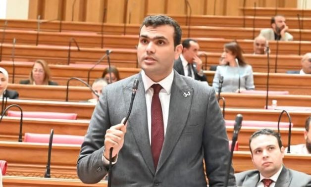 النائب حسين هريدي يتقدم بطلب إحاطة بشأن أسس اختيار أكاديمية بلتون لتدريب العاملين ببنك مصر
