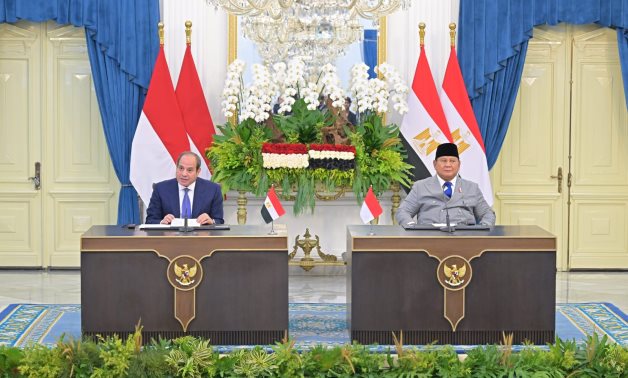 جاكرتا ترحب بقرار جامعة الأزهر إدراج اللغة الإندونيسية ضمن البرامج التعليمية بكلية اللغات والترجمة  