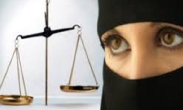 القضاء ينصف الإناث.. "الأخ الأكبر" استحوذ على شقة ملك "شقيقاته البنات" لمدة 15 سنة.. والأخوات تقيم دعوى قضائية بطرده.. ومحكمة أول درجة ترفض.. والاستئناف تنصفهن بالطرد والتسليم والريع حتى تمام التنفيذ