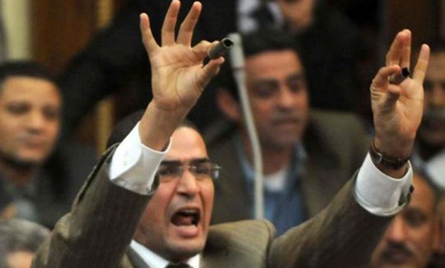 بالفيديو: من ذاكرة البرلمان.. محمد أبو حامد يظهر خرطوش "محمد محمود" فى برلمان 2012