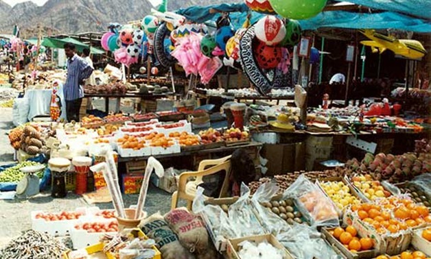 "برلمانى" ينشر أسعار الخضراوات والفاكهة بالجملة فى "سوق العبور" 