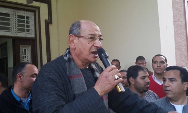 برلماني: عدم إستكمال توصيل خدمات الصرف الصحى لكافة المنازل بقرية أبو حنس بالمنيا