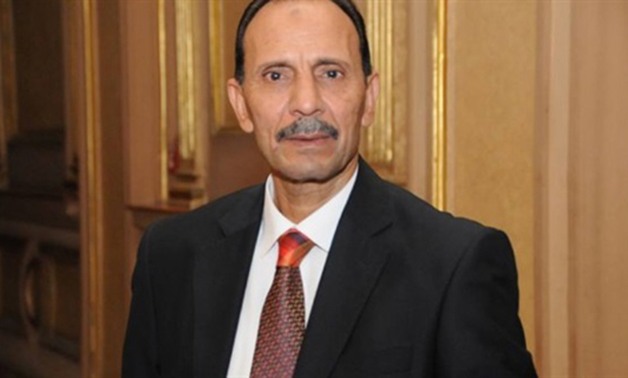 النائب علي الكيال يطالب وزير الخارجية بكشف ملابسات العثور على جثث شباب سمالوط فى صحراء ليبيا