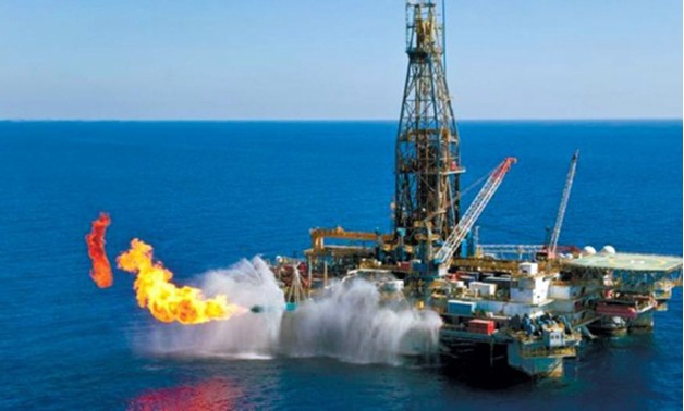 شركة "إينى" الإيطالية: بدء إنتاج الغاز من الحقل المصرى بالبحر المتوسط نهاية 2017