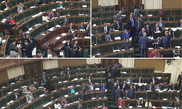 أحاديث جانبية فى القاعة الرئيسية للبرلمان قبل دقائق من بدء الجلسه العامة