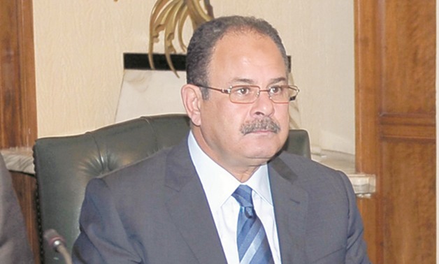 وزير الداخلية يترأس غرفة عمليات لملاحقة منفذى حادث مسجد الروضة الإرهابى