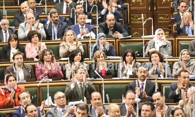 رفع جلسة البرلمان والمجلس يعود للانعقاد فى 27 مارس لعرض برنامج الحكومة