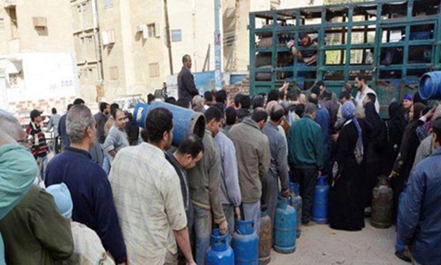"البترول" تضخ مليون أسطوانة يوميًا لمواجهة أزمة البوتاجاز فى المحافظات