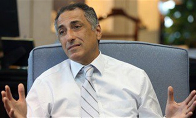 رويترز: طارق عامر محافظ البنك المركزى يلمح لخفض سعر الجنيه 