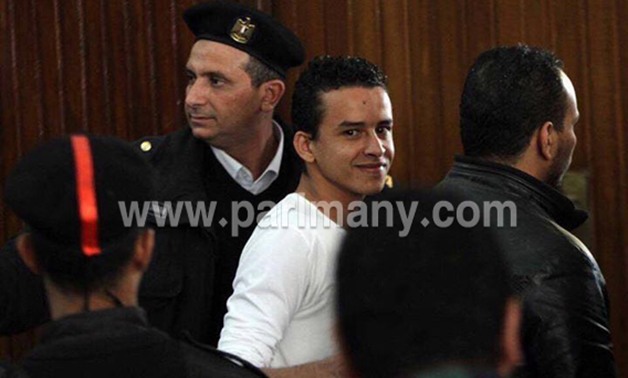 طارق حسين المحامى بالمركز المصرى يؤكد القبض على محمود المعروف بـ"معتقل التيشرت"